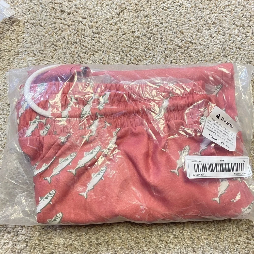 NEW - Men’s Loose Quick Dry Lightweight Beach Short Trunks with Drawstring XL